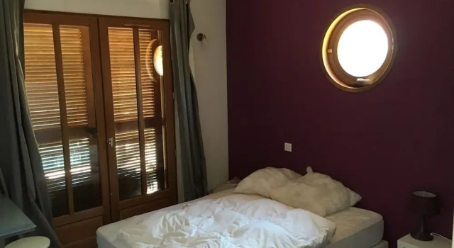 Charmante maison proche bord de mer  Andernos les bains, Забронировать Отель Отели Бассен-д'Аркашон с парковкой, Парковка