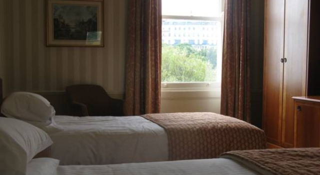 The Mount Hotel, Забронировать Отель Скарборо Северный Йоркшир, рядом с Театр Стивена Джозефа