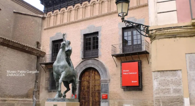 Апартаменты MODERNO NUEVO Luminoso WI-FI PLAZA DEL PILAR 2
