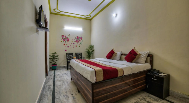 OYO 14246 Onella Rooms