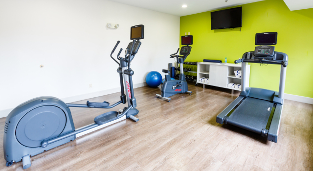 Holiday Inn Express Shelbyville, Book Hotel Hoteller i Shelbyville med parkering, Parkering