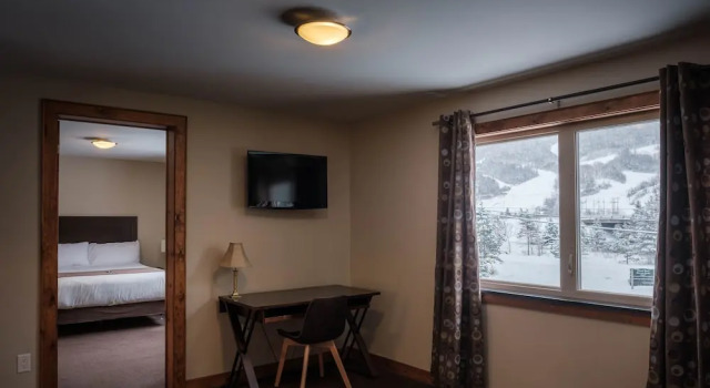 Люкс с видом на горы Marble Inn Resort