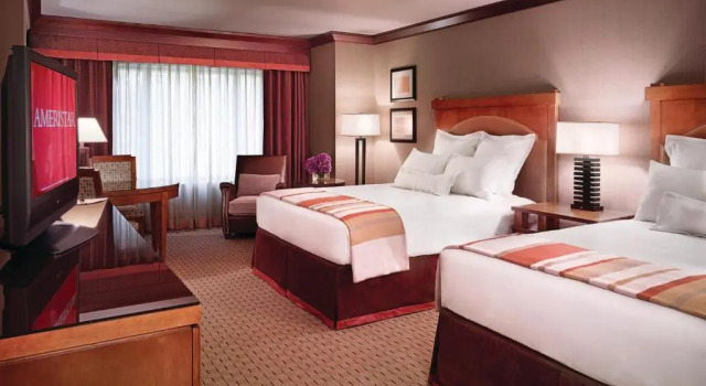 Четырёхместный номер Deluxe Ameristar Casino Black Hawk