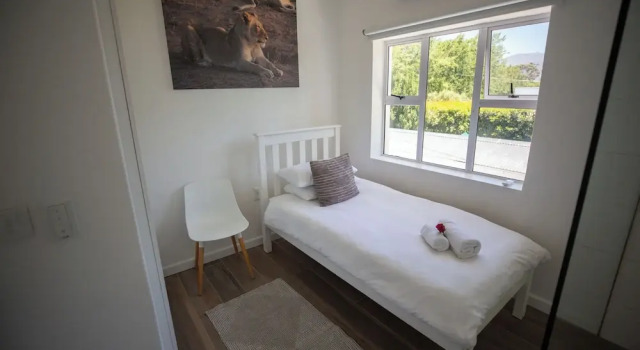 Одноместный номер Standard theLAB Luxury Backpackers