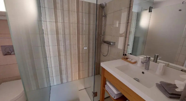 Номер Superior Hotel les Bouis comfort 4 stars