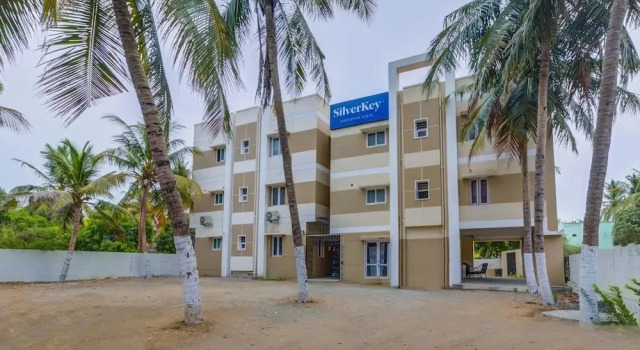 Silverkey Pallikaranai By OYO Rooms
