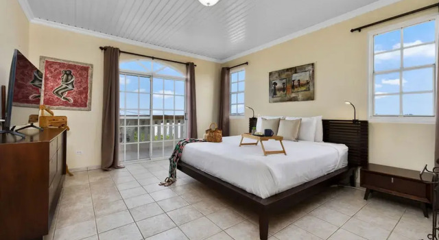 Cozy Tranquil 3BR 2BA Home w Private Pool Patio