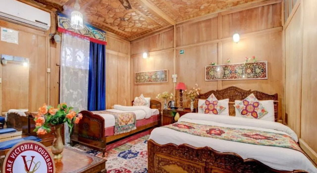 Номер Deluxe Lake Victoria Houseboat