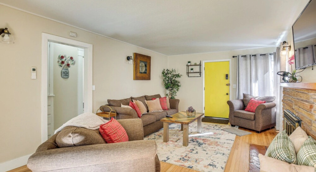 < 1 Mi to University of Oregon: Eugene Home