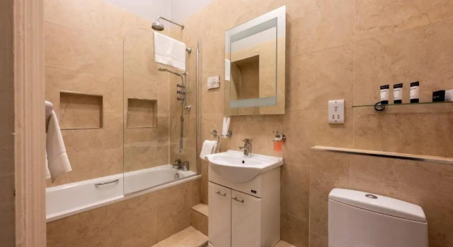 Семейный номер Standard Belleek Castle, Ballina
