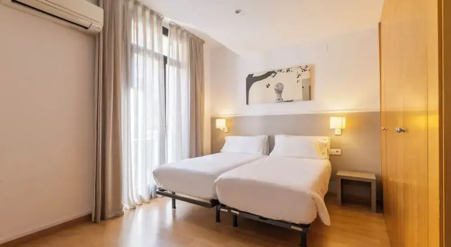 Апартаменты Standard Aspasios Plaza Real Apartments