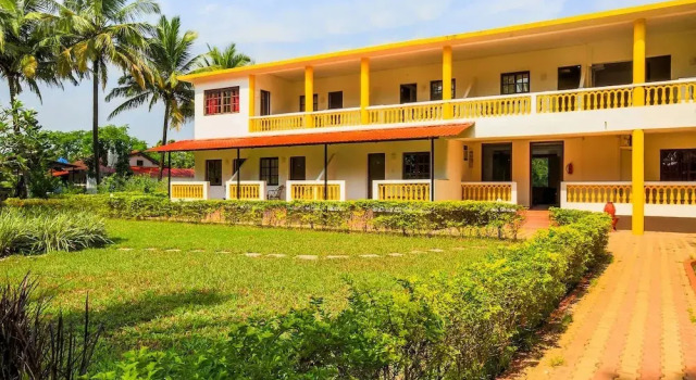 Morjim Holiday Beach Resort by Oyo Rooms, Book Resort Hotels in Goa with a Pool, Swimming Pool