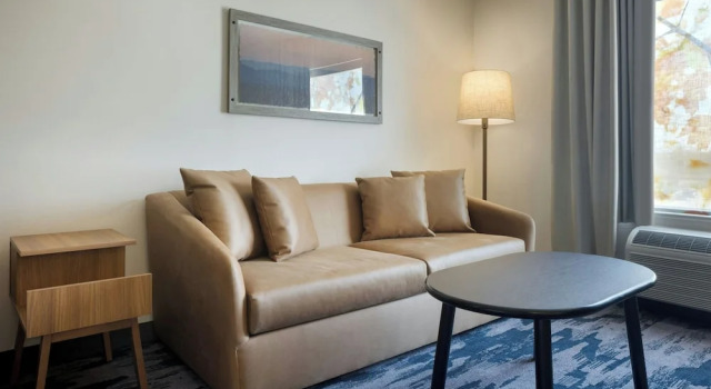Люкс Fairfield by Marriott Inn & Suites Oxford