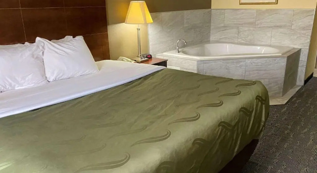 Superior Suite Quality Inn