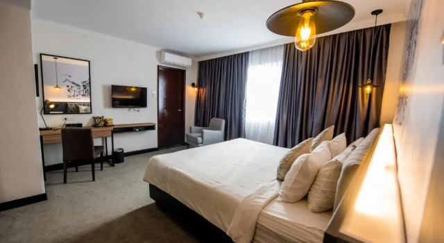 Двухместный номер Executive Merchant Hotel