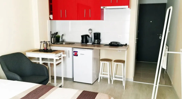 Апартаменты Monad Apartments Karaoli