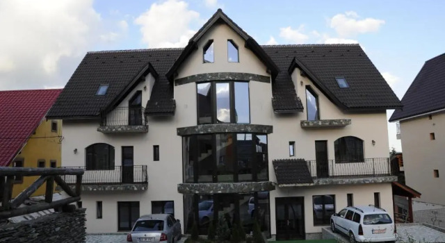 Vila Ozon, Rezerwuj Hotel Ranca Gorj