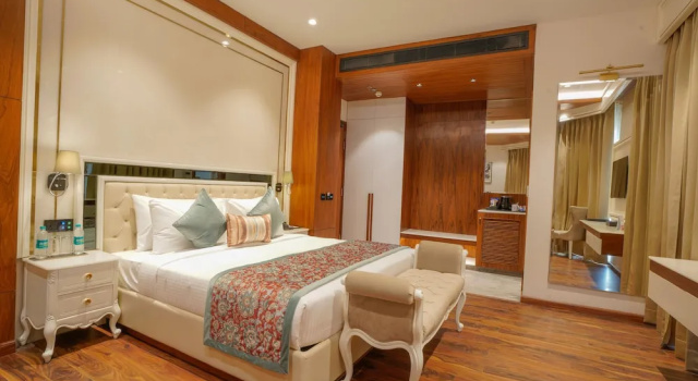 Номер Premium Regenta Place Chandigarh Mohali