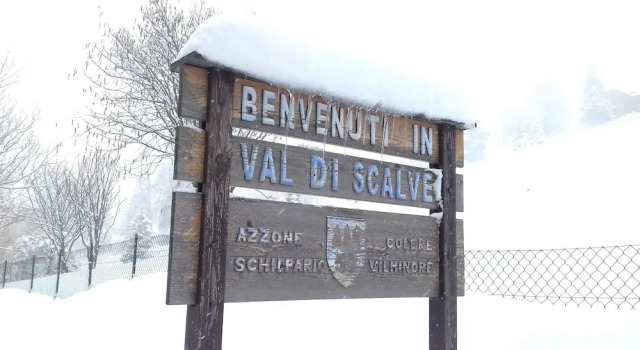Mountain House Biancaverde, Book Hotel Hoteller i Colere med parkering, Parkering