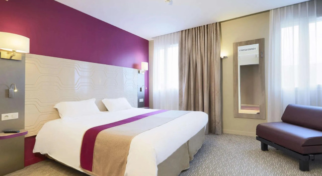 Трёхместный номер Standard Kyriad Prestige Saint-Malo