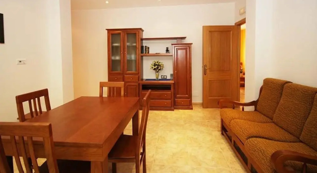 Apartment in Larino A Coruna 101884 by MO Rentals, Prenota Appartamento Carnota 