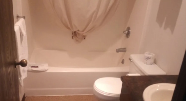 Четырёхместный номер Standard Northgate Inn Motel