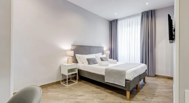 Номер Deluxe Colonna Luxury Suites
