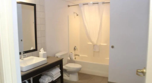Номер Standard Country Inn & Suites by Radisson, Crystal Lake, IL