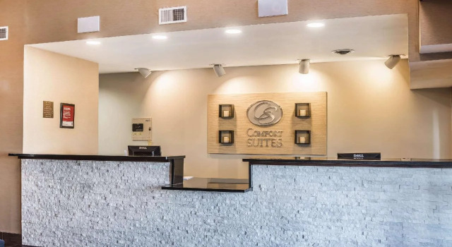 Comfort Suites Fort Wayne North