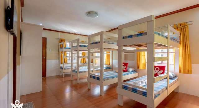 Кровать в общем номере ZEN Rooms Balai Mestizo Vigan