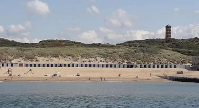 Luxe prive-kamer - studio in villa aan zee, Dishoek, vernieuwd, Rezerwuj Willa Hotele w Walcheren z basenem, Basen