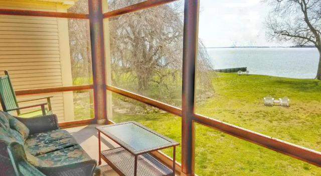 Люкс Deluxe Sandaway Suites & Beach