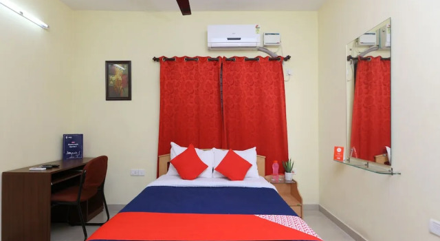 OYO 20014 SilverKey Porur