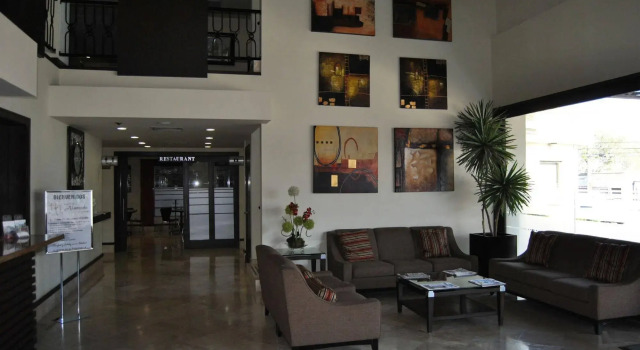 Hotel Alameda Express, Rezervovat Hotel Hotely v Matamoros s parkováním, Parkování