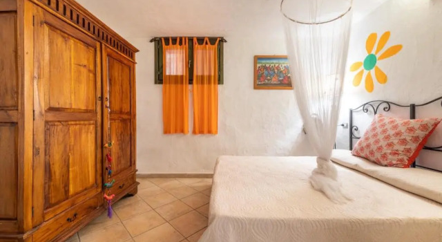 Villa Giglio private pool wifi parking and stunning view, Забронировать Вилла Торре-делле-Стелле Южная Сардиния