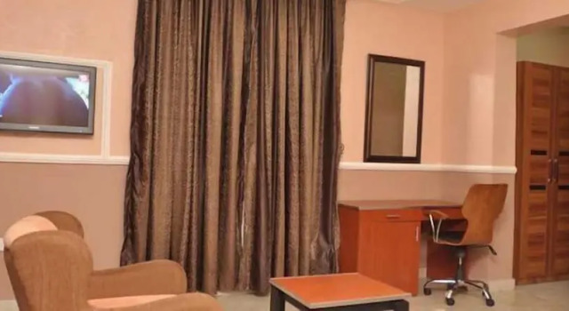 Номер Executive Kelin Court Hotel
