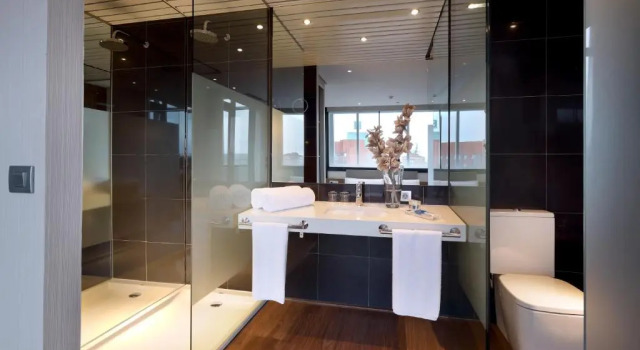 Люкс B&B HOTEL Burgos