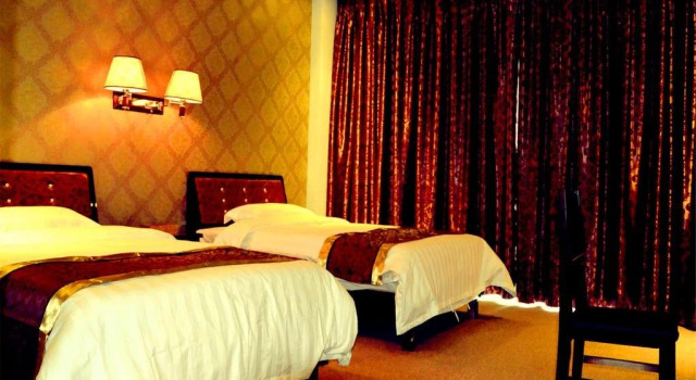 D&F Hotel, Prenota Hotel Hotel a Anshun con parcheggio, Parcheggio
