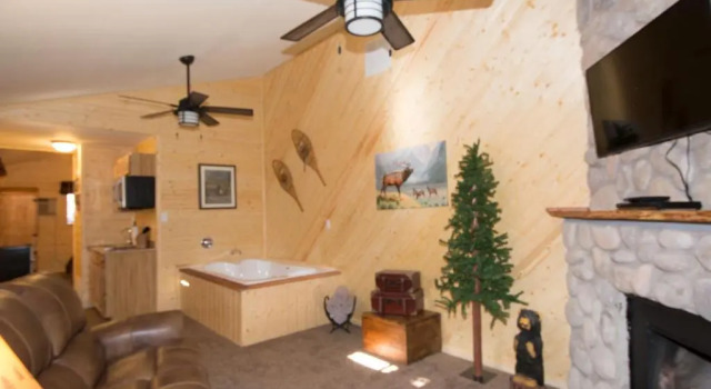 Номер Standard с балконом и с красивым видом из окна Upper Canyon Inn & Cabins