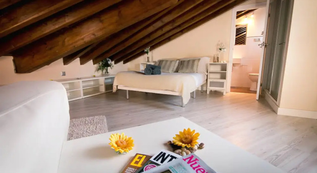 Malaga 102299 1 Bedroom Apartment by Mo Rentals, Забронировать Апартаменты/квартира Апартаменты Малаги, рядом с Железнодорожный вокзал Малаги, Апартаменты/квартира