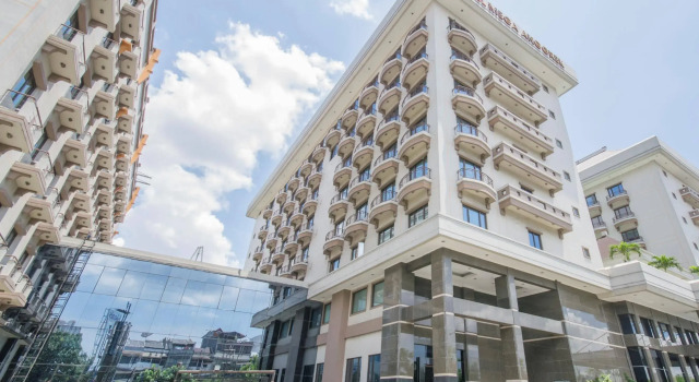 Mega Anggrek Hotel Jakarta Slipi, Book Hotel Palmerah Jakarta, near NEO SOHO