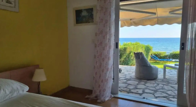 Коттедж Glyfada Beachfront House Ab3g