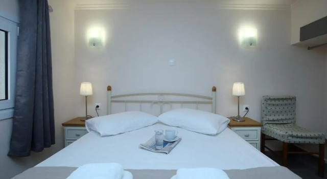 Apartments Avra