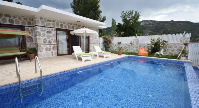 Villa Otantik