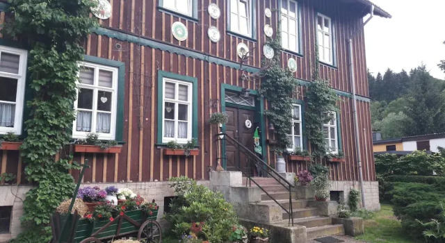 Апартаменты Apartment in Thale by Fishing River