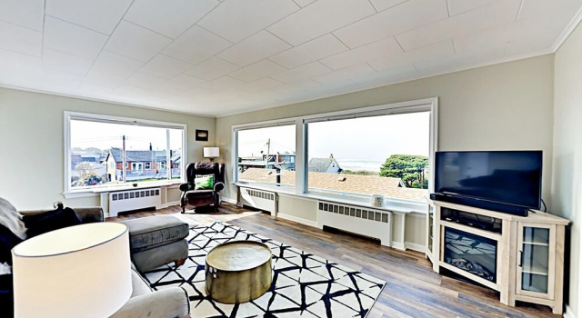Ocean-View Beach - 6 Br Home, Book Vacation Home Rockaway Beach Oregon Coast