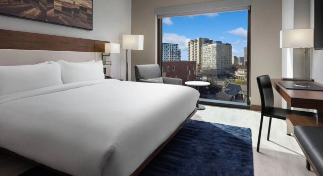 Двухместный номер Standard AC Hotel by Marriott Austin-University