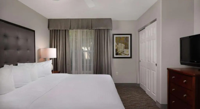 Четырёхместный номер Standard с 2 комнатами Homewood Suites by Hilton Vancouver-Portland