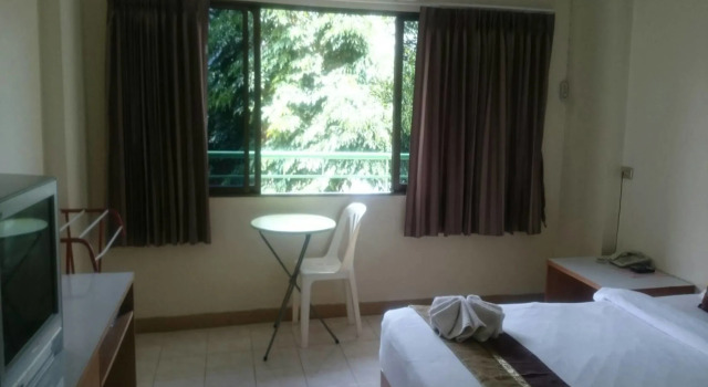 Central Place Hotel