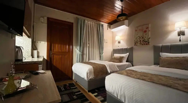 Lily Mansion, Забронировать Апарт-отель Апарт-отели Стамбула, рядом с Трамвайная остановка Cemberlitas, Апарт-отель